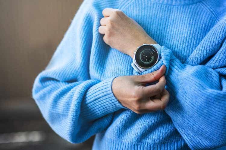 Die meisten Suunto Uhren eignen sich für Handgelenke mit einem Durchmesser von 13 bis 21 Zentimetern Die meisten Suunto Uhren eignen sich für Handgelenke mit einem Durchmesser von 13 bis 21 Zentimetern