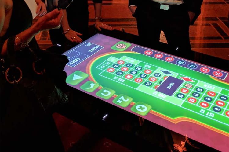 Die Multi Touch Produkte von Table Connect sind in 32 und 55 Zoll erhältlich Die Multi Touch Produkte von Table Connect sind in 32 und 55 Zoll erhältlich