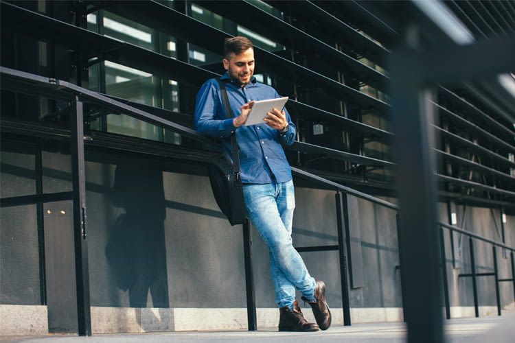 Auch für Business-Anwendungen sind Tablets mit Tarif eine gute Lösung Auch für Business-Anwendungen sind Tablets mit Tarif eine gute Lösung
