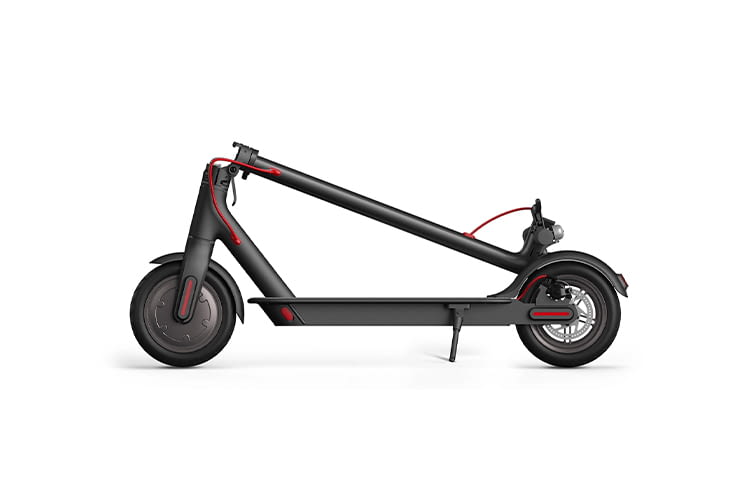 Der Elektro-Roller ist faltbar und eignet sich gut zum Transport in öffentlichen Verkehrsmitteln Der Elektro-Roller ist faltbar und eignet sich gut zum Transport in öffentlichen Verkehrsmitteln