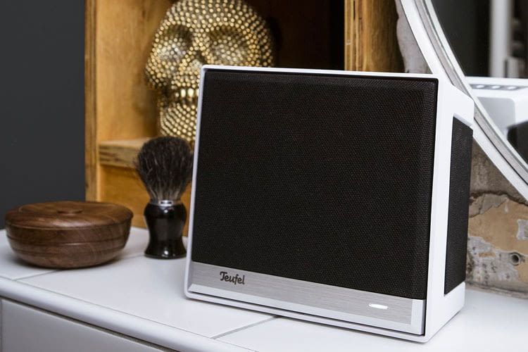 Der Teufel One S Lautsprecher ist in jedem Raum ein optisches und akustisches Highlight Der Teufel One S Lautsprecher ist in jedem Raum ein optisches und akustisches Highlight