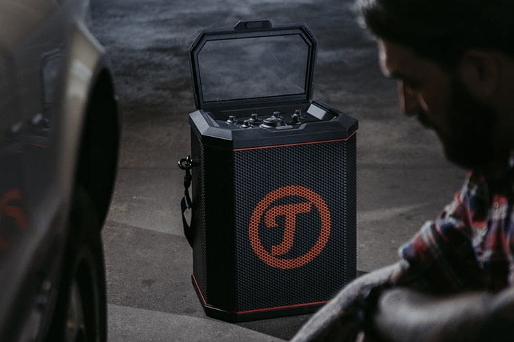 Kerniger Teufel ROCKSTER AIR für Musik-Fans, die es gerne laut mögen Kerniger Teufel ROCKSTER AIR für Musik-Fans, die es gerne laut mögen