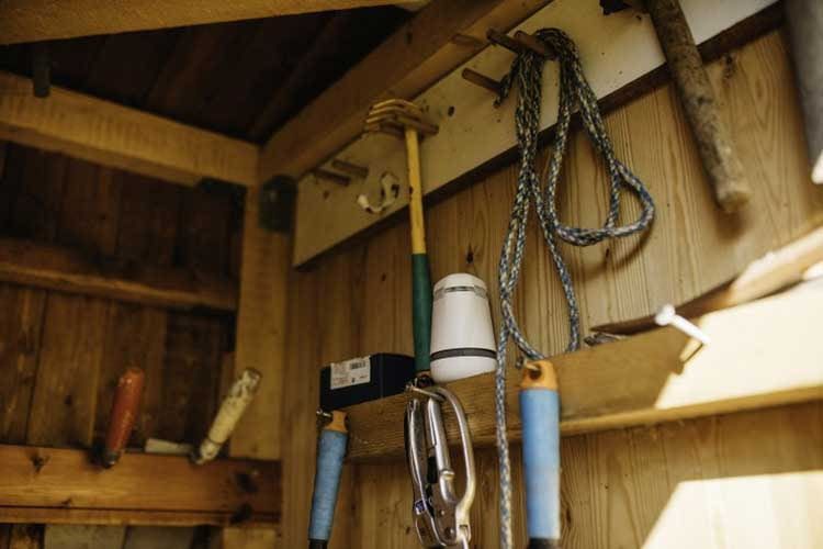 Dank Akkubetrieb eignet sich Bosch spexor auch zur Alarmsicherung von Gartenhäuschen und Geräteschuppen Dank Akkubetrieb eignet sich Bosch spexor auch zur Alarmsicherung von Gartenhäuschen und Geräteschuppen