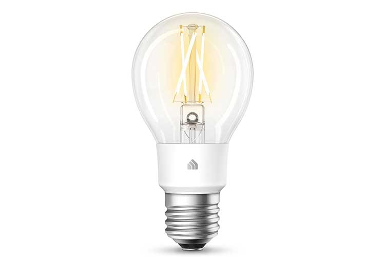 TP-Link Kasa Smart Filament Soft Weiß Leuchte besticht mit der überkreuzten Anordnung der LEDs TP-Link Kasa Smart Filament Soft Weiß Leuchte besticht mit der überkreuzten Anordnung der LEDs