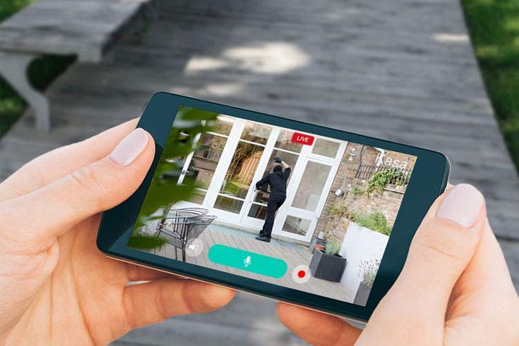 Per Kasa App lässt sich jederzeit live mitverfolgen, was zuhause vor sich geht Per Kasa App lässt sich jederzeit live mitverfolgen, was zuhause vor sich geht