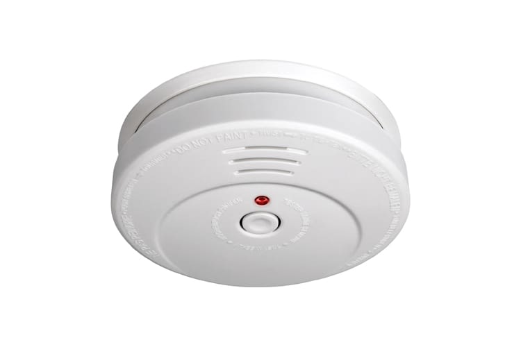 Wer an Rauchmeldern spart, muss mit einem möglichen Totalschaden rechnen Wer an Rauchmeldern spart, muss mit einem möglichen Totalschaden rechnen