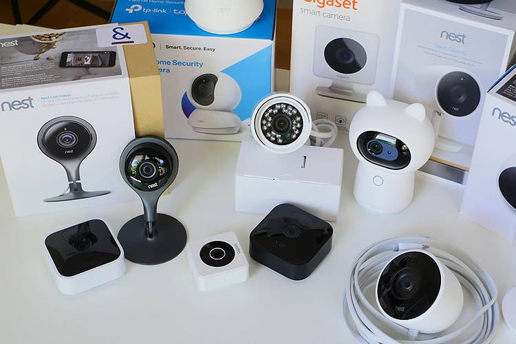 Wir helfen bei allen Fragen zur Kamera Auswahl, Installation und Nutzung Wir helfen bei allen Fragen zur Kamera Auswahl, Installation und Nutzung