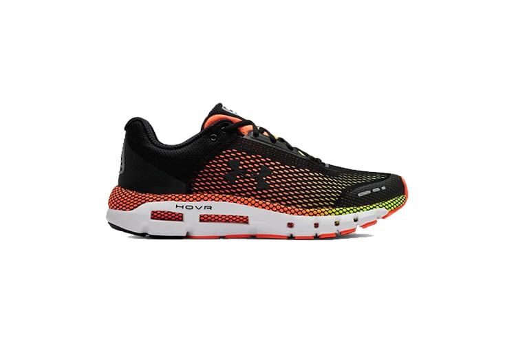 Under Armour bietet bereits mehrere Modelle von Laufschuhen mit Sensoren an Under Armour bietet bereits mehrere Modelle von Laufschuhen mit Sensoren an