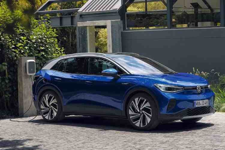 Der VW ID.4 ist ein E-SUV mit guter Reichweite und besonders viel Platz auf der Rückbank Der VW ID.4 ist ein E-SUV mit guter Reichweite und besonders viel Platz auf der Rückbank