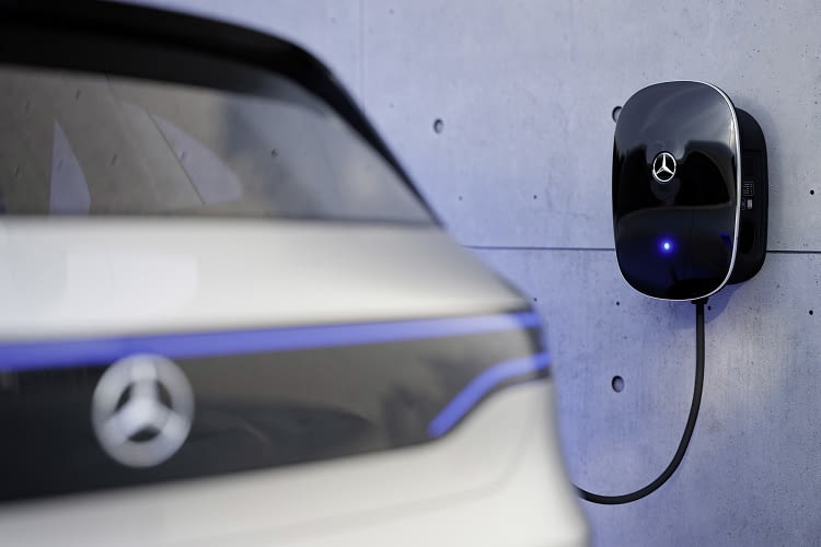 Die Mercedes Wallbox für das schnelle Laden des Mercedes E 350 e Die Mercedes Wallbox für das schnelle Laden des Mercedes E 350 e