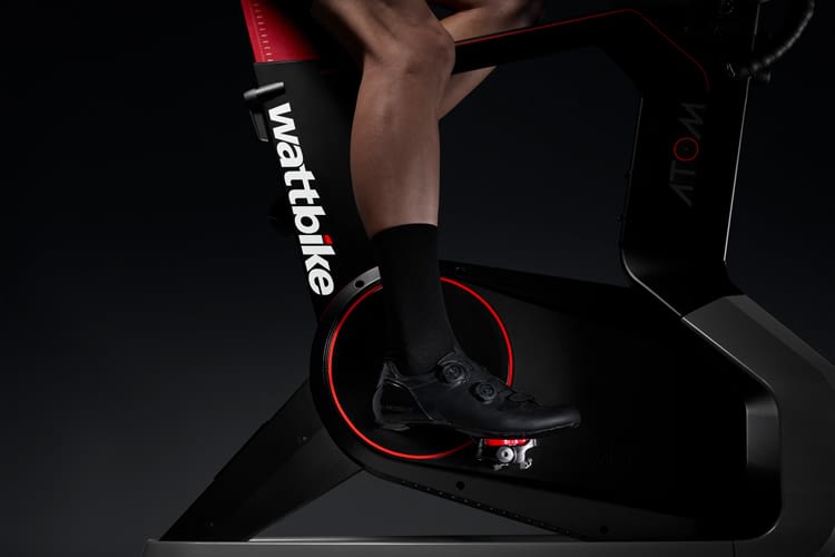 Sitz und Pedale des Wattbike Atom können nach Belieben ausgetauscht werden Sitz und Pedale des Wattbike Atom können nach Belieben ausgetauscht werden