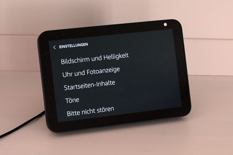 Leider sind einige Einstellungen bisher nur manuell und nicht per Sprache steuerbar Leider sind einige Einstellungen bisher nur manuell und nicht per Sprache steuerbar