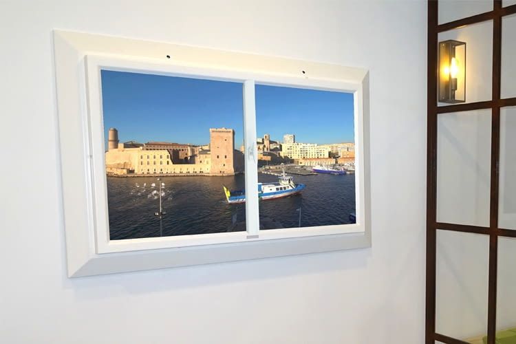 Die Lieblingsstadt oder gespeicherte Videos lassen sich auf WINTUAL anzeigen Die Lieblingsstadt oder gespeicherte Videos lassen sich auf WINTUAL anzeigen