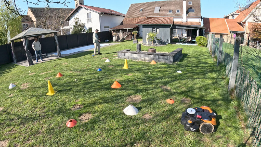 Im Hindernistest zeigte der Worx ebenfalls eine starke Leistung.