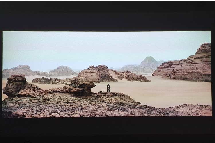 Die Bildqualität des XGIMI Halo+ hängt stark von der Dunkelheit des Raums ab Die Bildqualität des XGIMI Halo+ hängt stark von der Dunkelheit des Raums ab