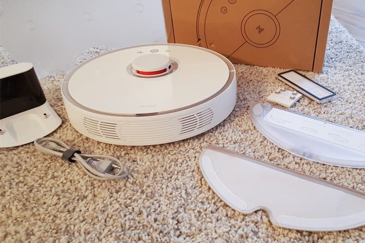 Hier ist unser erster Roborock S50 nach dem Unboxing zu sehen, inzwischen nutzen wir mehrere davon Hier ist unser erster Roborock S50 nach dem Unboxing zu sehen, inzwischen nutzen wir mehrere davon