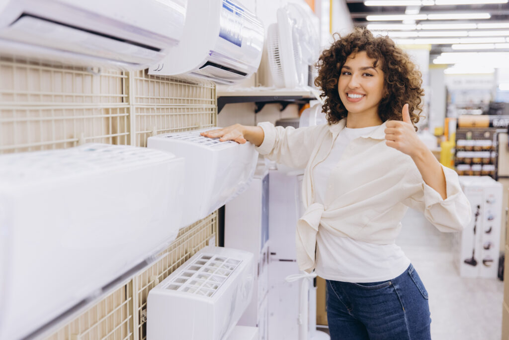 Klimaanlage mit Abluftschlauch vs. Split: Welche gewinnt den Kampf ums kühle Schlafzimmer?