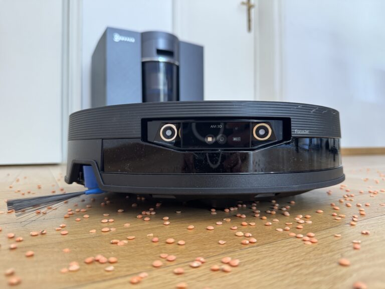 ECOVACS DEEBOT X12 OMNICYCLONE im Test: Was kann das Flaggschiff wirklich?