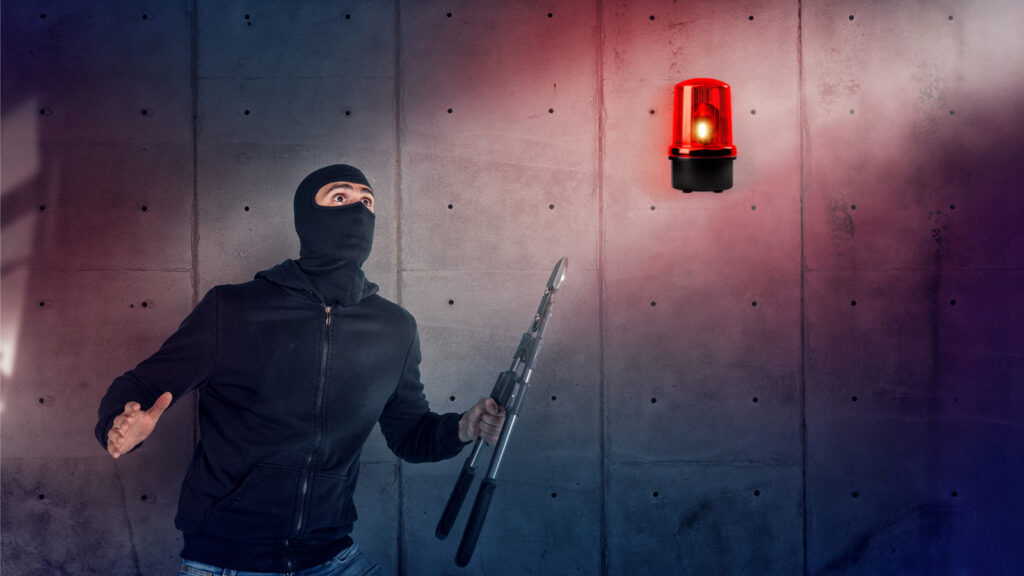 Zuhause gut geschützt: Die 5 besten Sicherheitslösungen für den Urlaub