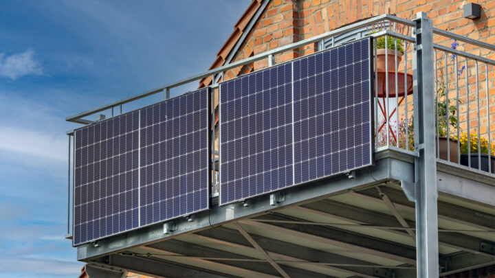 Balkonkraftwerk ohne Einspeisung: So gelingt die volle Stromnutzung
