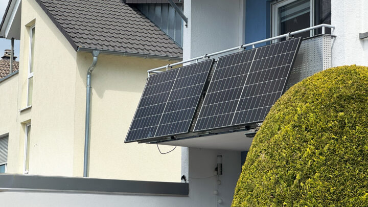 800 Watt, 960 Wp oder 2.000 Wp – welche Leistung darf mein Balkonkraftwerk haben?