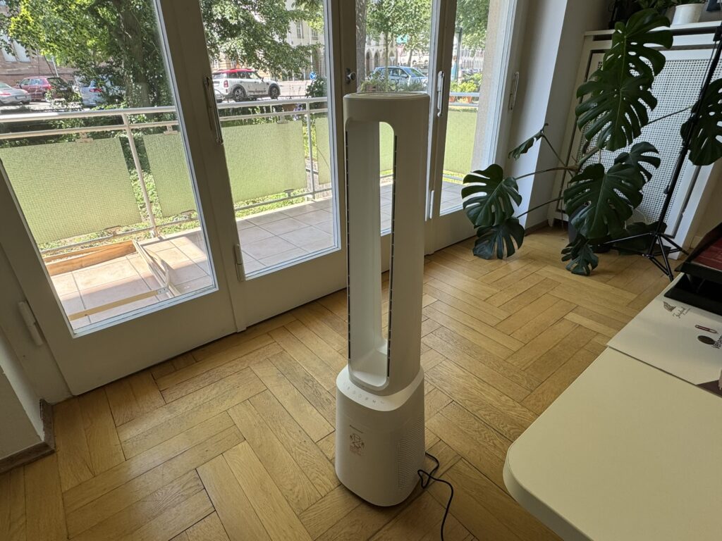 Das Design des Ventilators ist schlicht und unauffällig.