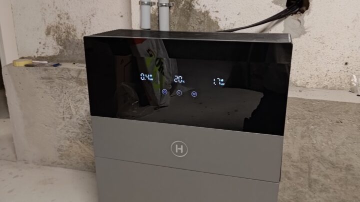 Hoymiles HiOne Test: Wie schlägt sich der All-in-One-Stromspeicher im Alltag?