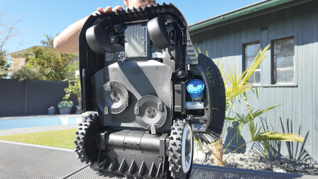 So sieht es auf der Unterseite des A3000 LiDar Pro aus.