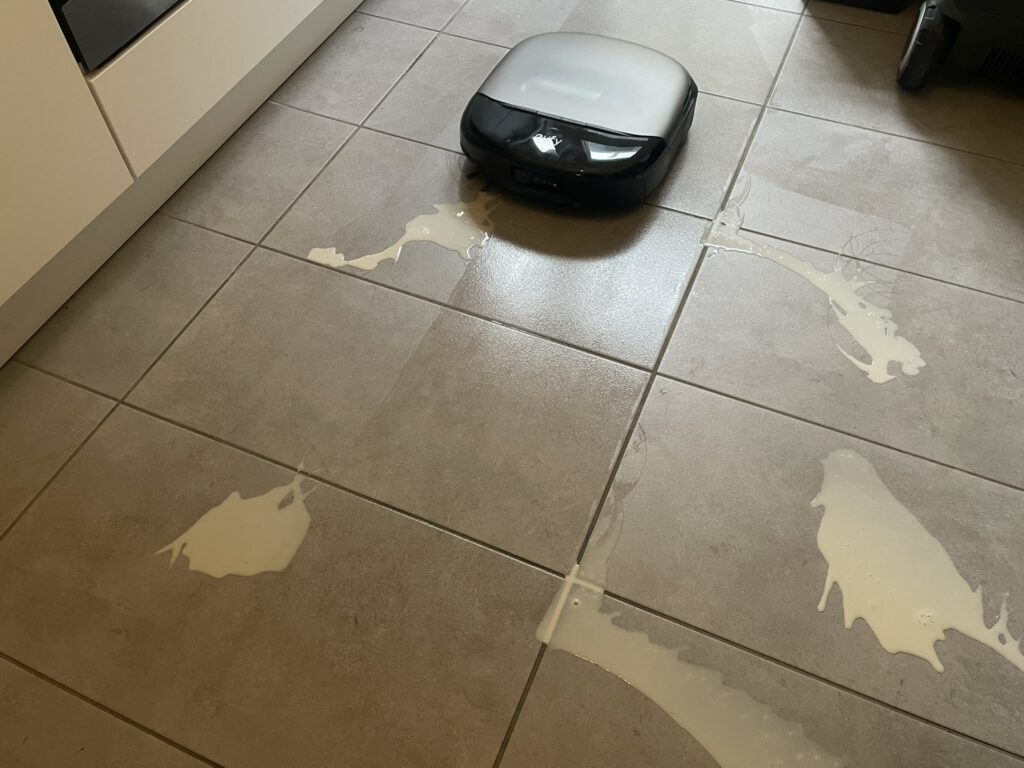 Wir testen auch die Wischfunktion der Geräte auf Herz und Nieren..