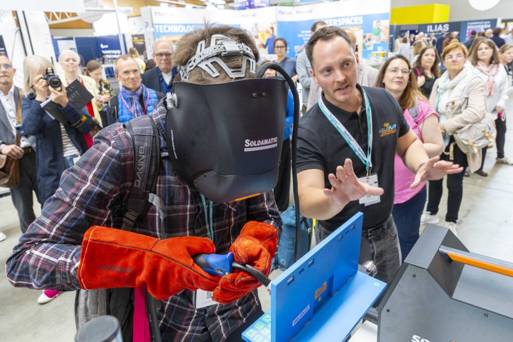 LEARNTEC 2026 vs. Stillstand: Wer die Zukunft des Lernens gestalten will, kommt nach Karlsruhe