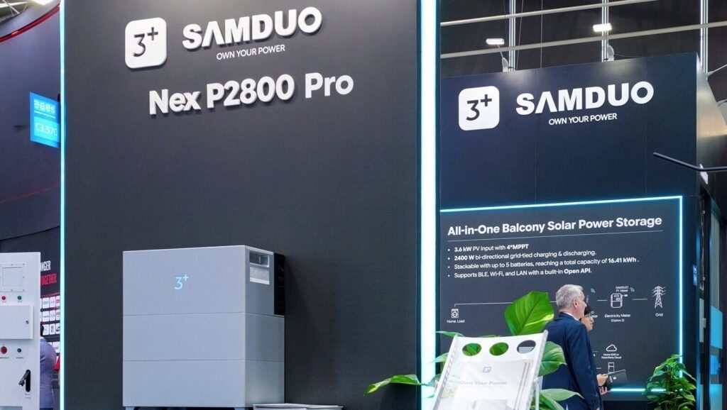 Der SAMUVO NEX P2800 Pro kann bis zu 3.600 Watt PV-Eingang verarbeiten