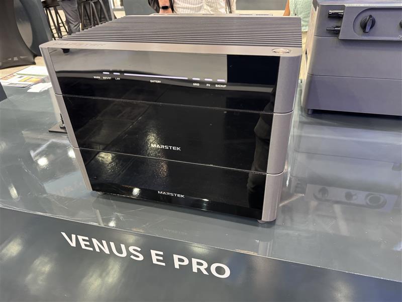 Der neue Venus Pro von Marstek auf der Intersolar.