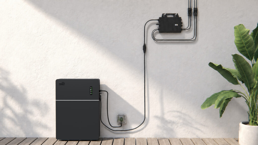TSUN bietet Speicher mit MPPTs und auch AC-Speicher um bestehende System zu ergänzen.