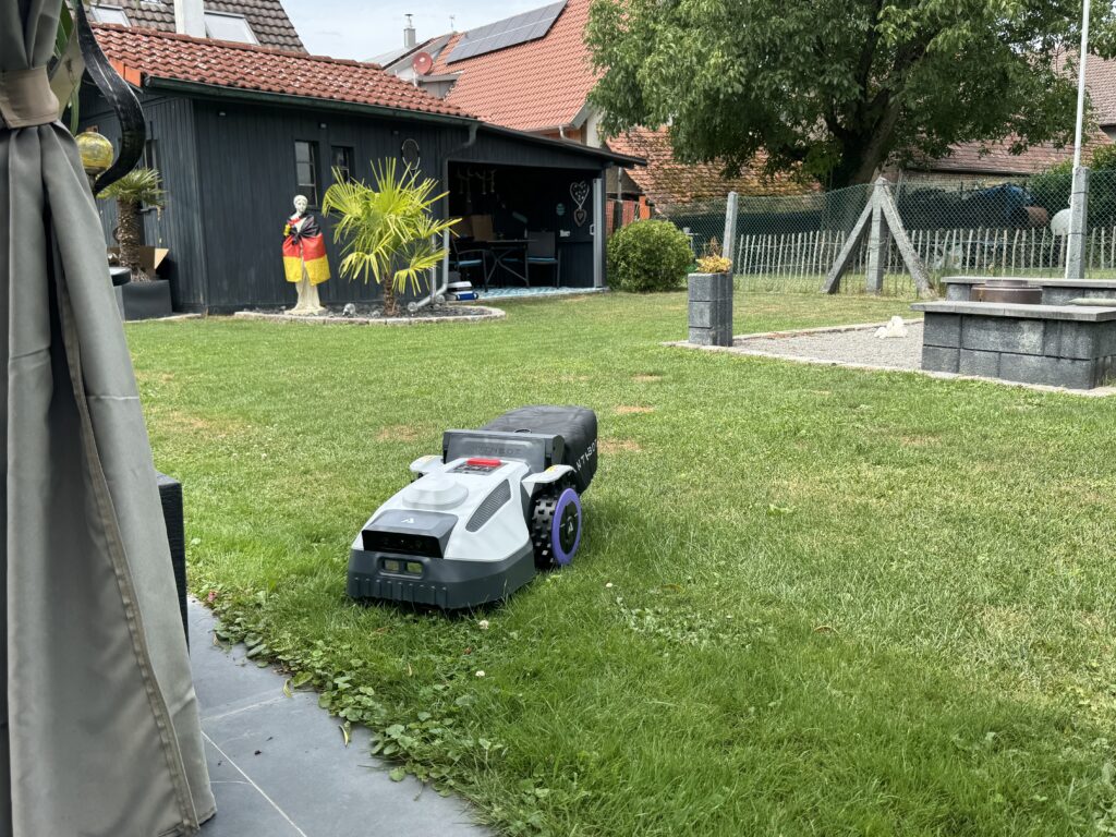 Beim wenden schaltet der N8 Gebläse und Mähwerk oft ab.