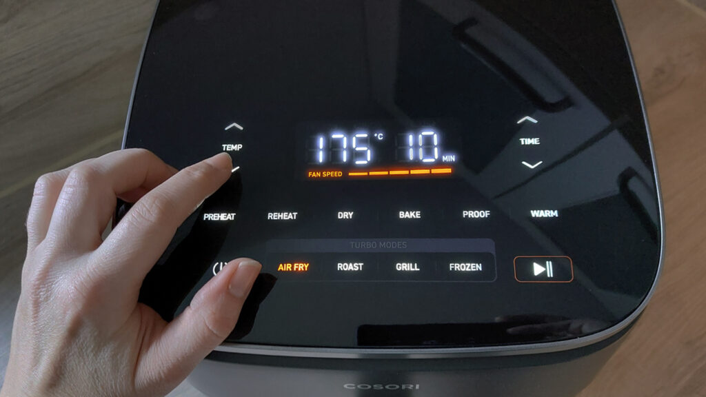 cosori-turboblaze-display-pruefung Wer mag, der kann die Gartemperaturen und Zeiten individuell anpassen