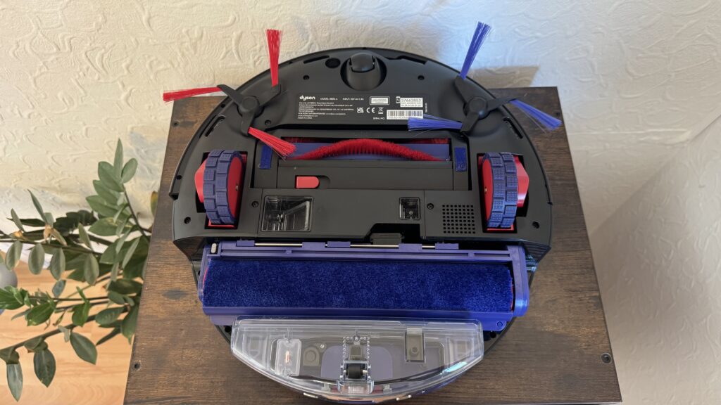 Die Wischwalze des Dyson Spot+Scrub Ai