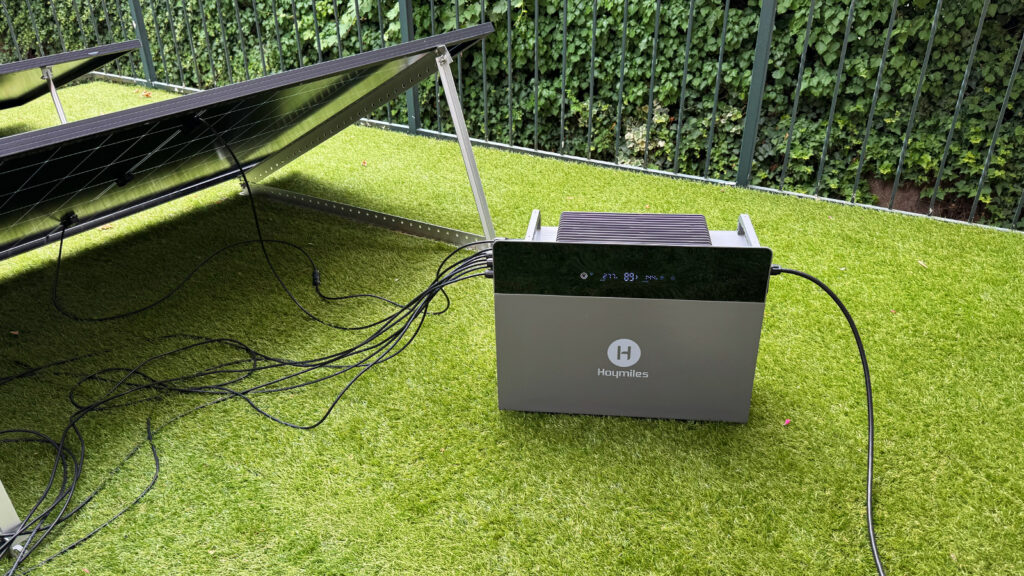 hoymiles-hibattery-4020-x-bewertung-homeandsmart Dieser Speicher zeigt alle wichtigen Werte außer per App auch am Display an