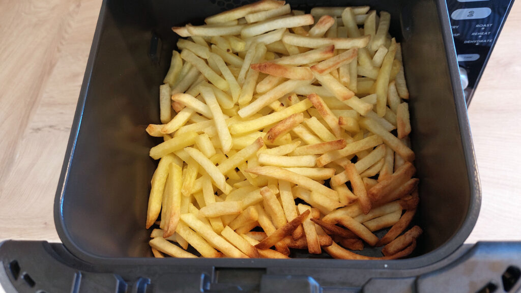 ninja-double-stack-pommes-fail Mit den teilweise zu dunklen Pommes waren wir in diesem Test-Durchlauf nicht zufrieden