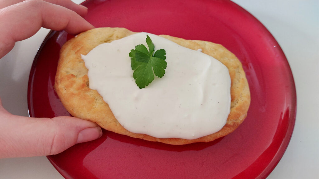 was-sind-die-besten-airfryer-gerichte Sogar Langos lassen sich ganz einfach im Airfryer zubereiten