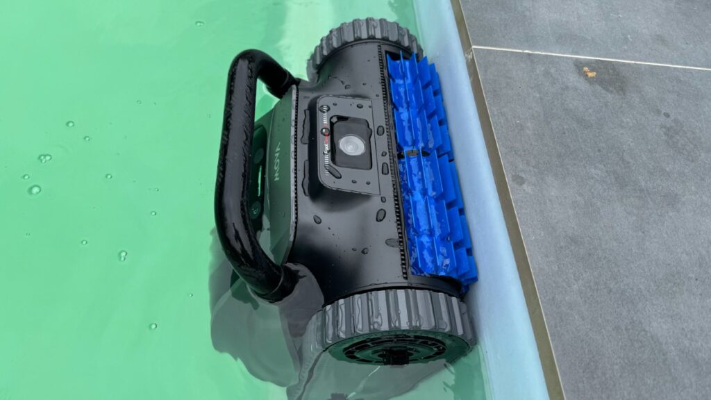 MOVA Diver A10 Test: KI-Poolroboter mit starkem Akku und top Preis-Leistungs-Verhältnis