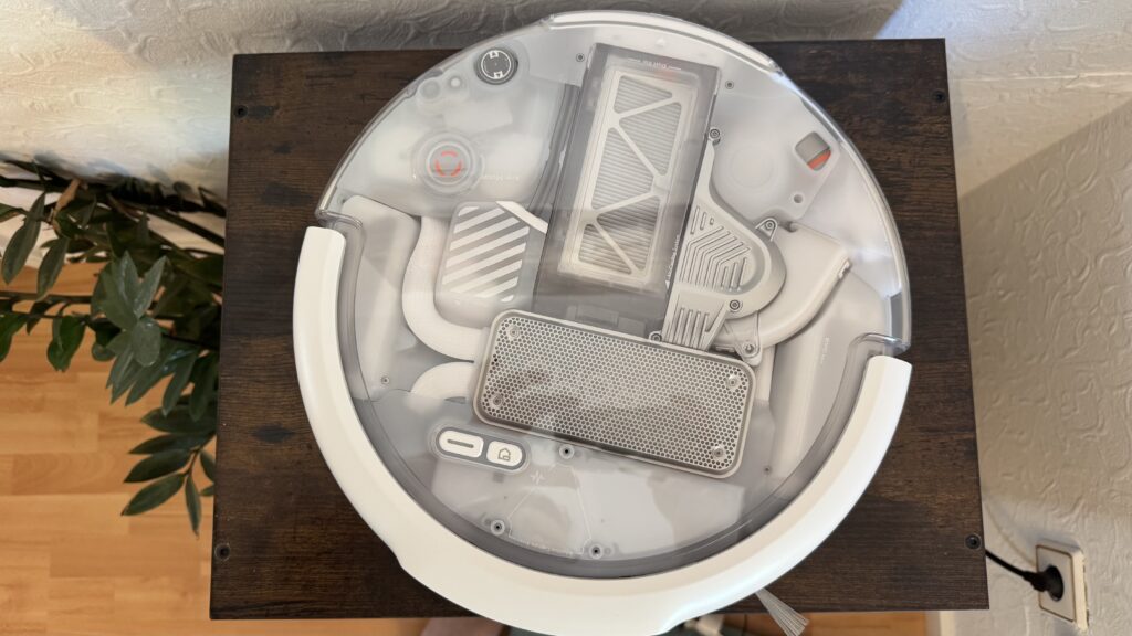 Auch beim ROMO2 setzt DJI auf ein durchsichtiges Design.