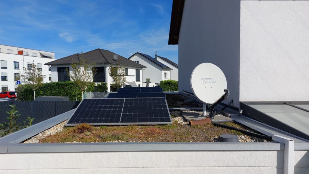 6 Monate Dauereinsatz: 1.600 W Balkonkraftwerk erzeugt 635 kWh