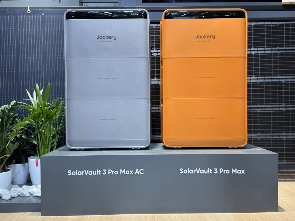 Ein weiteres Highligt am IFA-Stand von Jackery: Der neue SolarVault 3 Pro Max in orange.