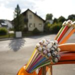 Glasfaserleitung vor Haus