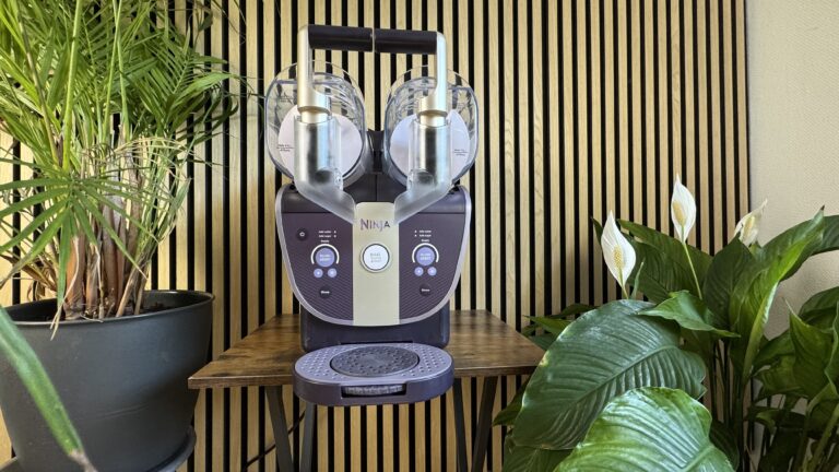 Ninja SLUSHi Twist im Test: Lohnt sich die Doppelkammer-Slush-Maschine?