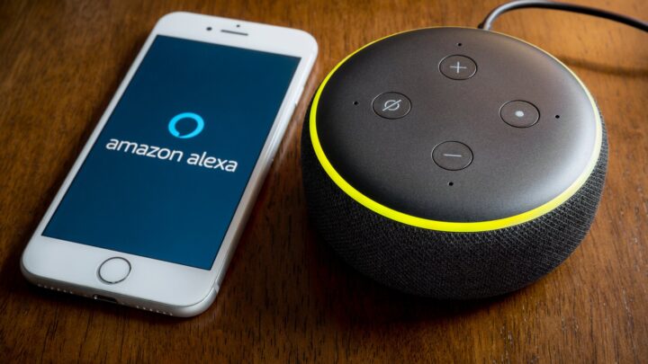 Alexa leuchtet gelb, rot, lila: Das bedeutet jede Farbe