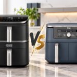 Cosori Turbo Tower Pro und Ninja Dual Zone Heißluftfritteuse im Vergleich auf einer Marmor-Arbeitsplatte