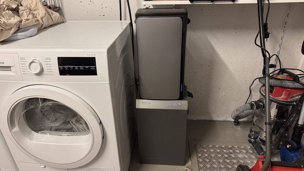 ecoflow-stream-ac-5000-test (2) Im Test versorgen die AC-Pro eine Waschmaschine und die 5000 AC den Trockner problemlos.