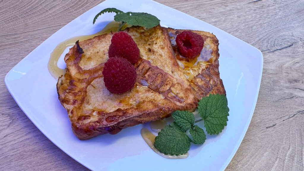 french-toast-cosori-iconic Diese beiden Toastscheiben passten bei uns genau in einen der beiden Garkörbe rein