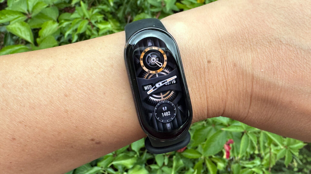 mi-band-10-test-mariella-wendel Diese Armband-Anzeige sieht schick aus, ist aber etwas schlechter lesbar als andere